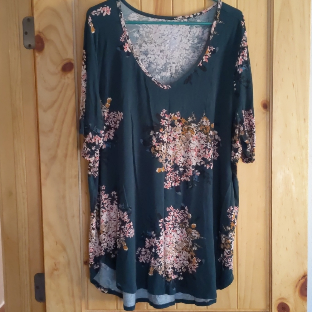 Maurice's 24/7 floral tee